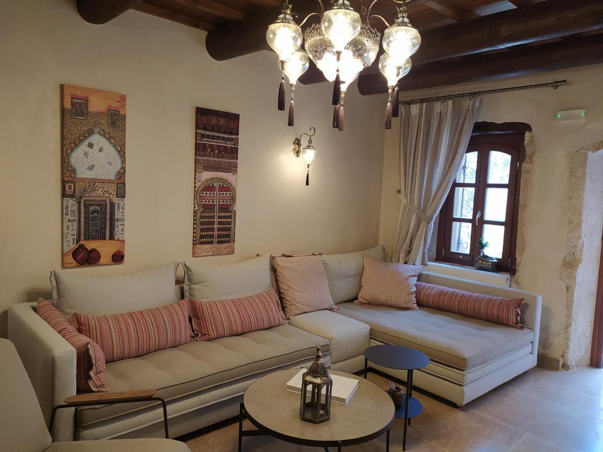 Wild Violet Villa: An Old Vision Of Luxury Melidhonion  Luaran gambar