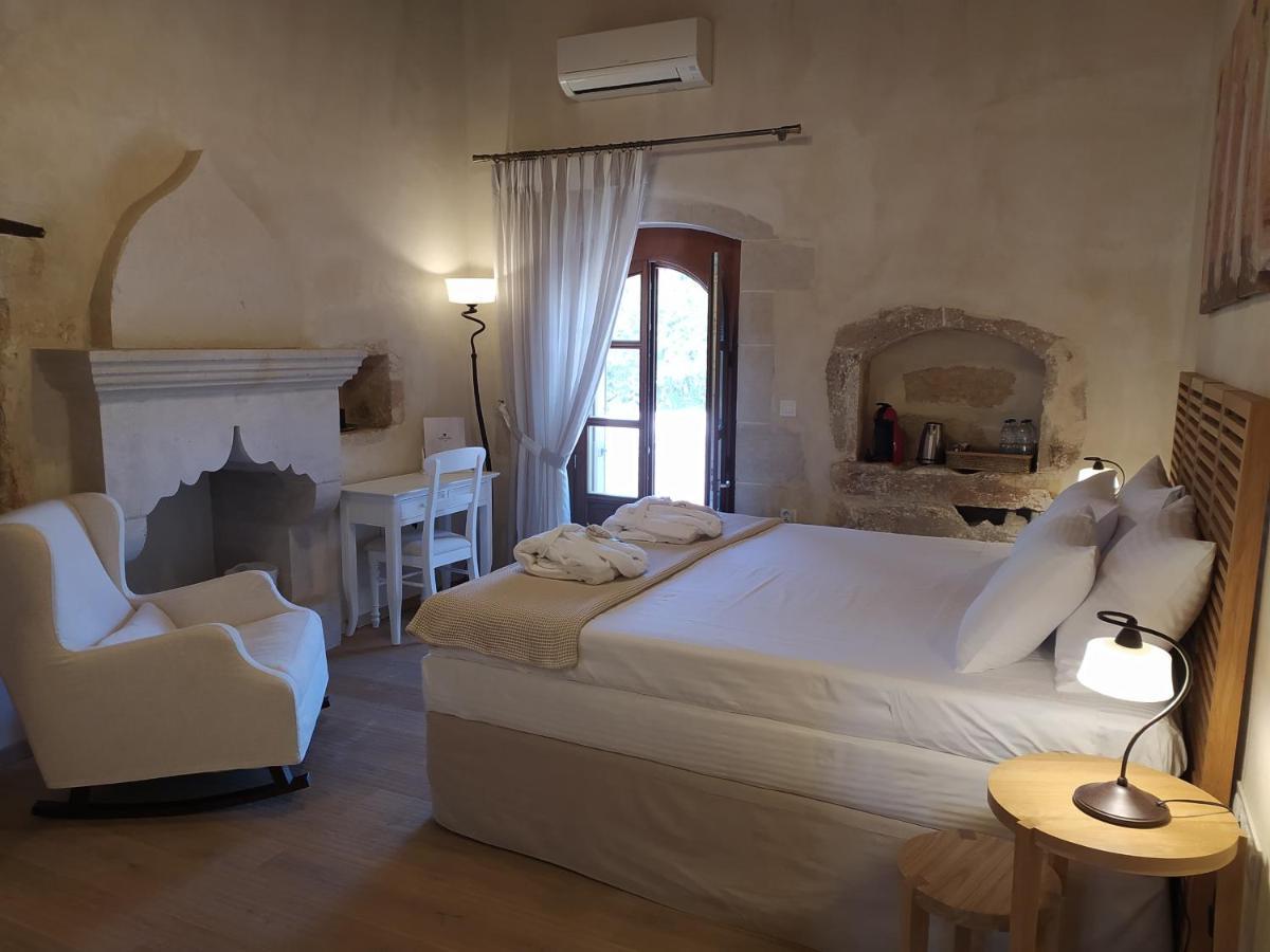 Wild Violet Villa: An Old Vision Of Luxury Melidhonion  Luaran gambar