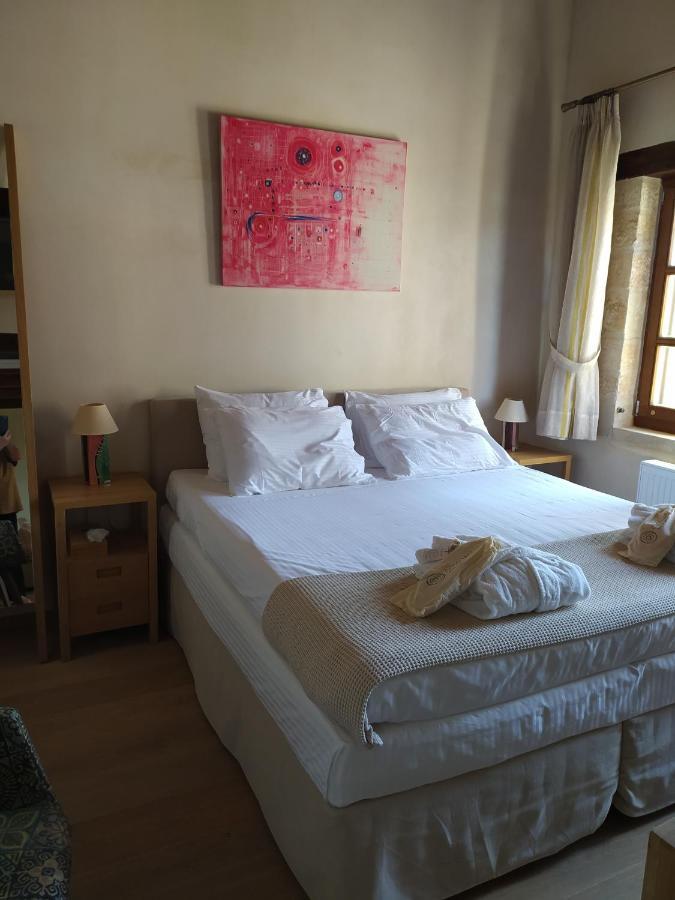 Wild Violet Villa: An Old Vision Of Luxury Melidhonion  Luaran gambar